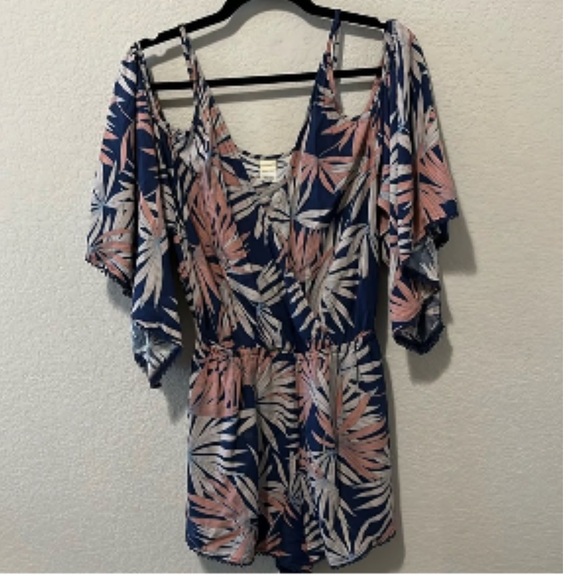 L*Space Polynesian Palm Soho Romper - Picture 6 of 9